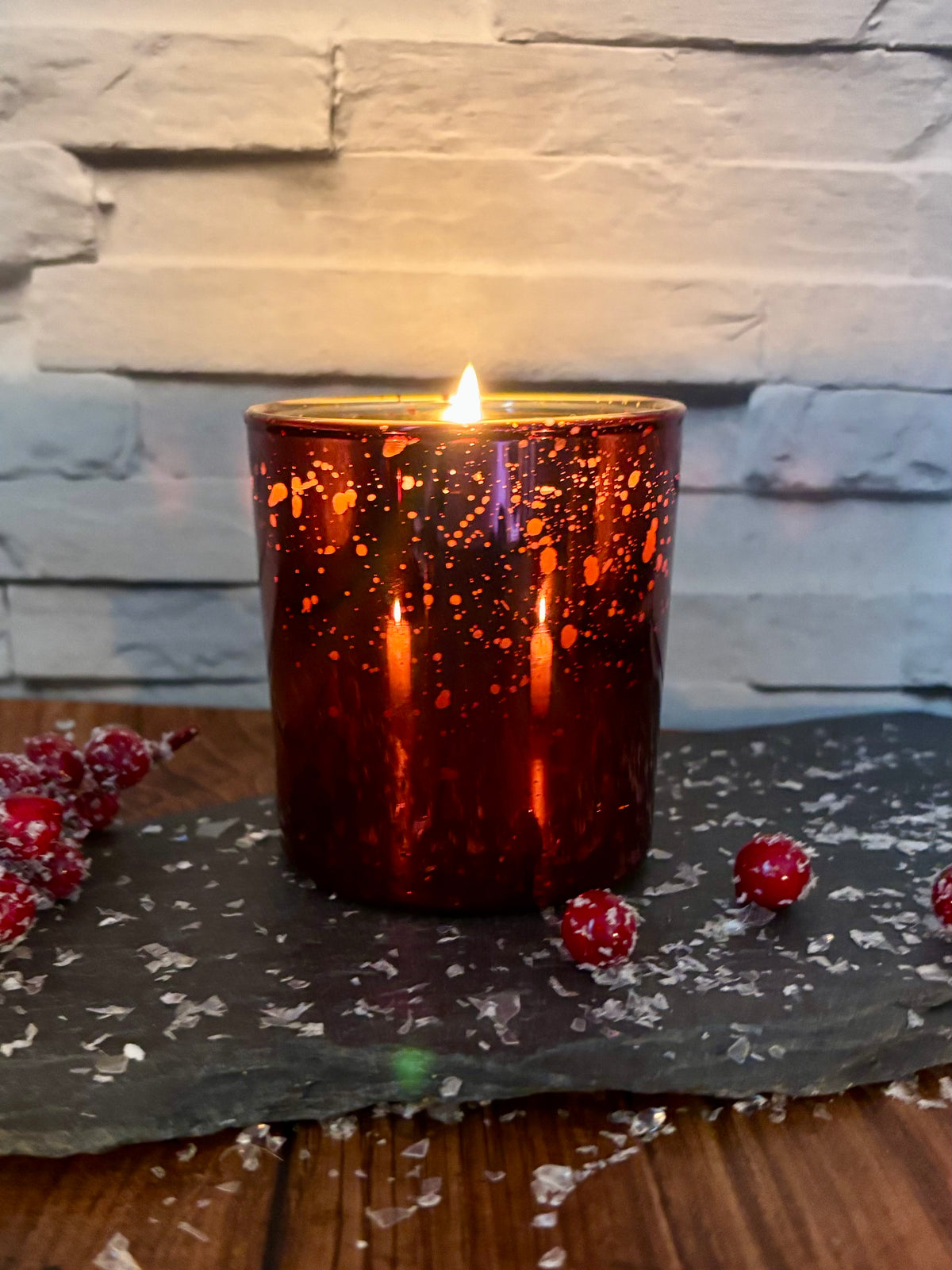 Fireside Ruby Electro Christmas Candle